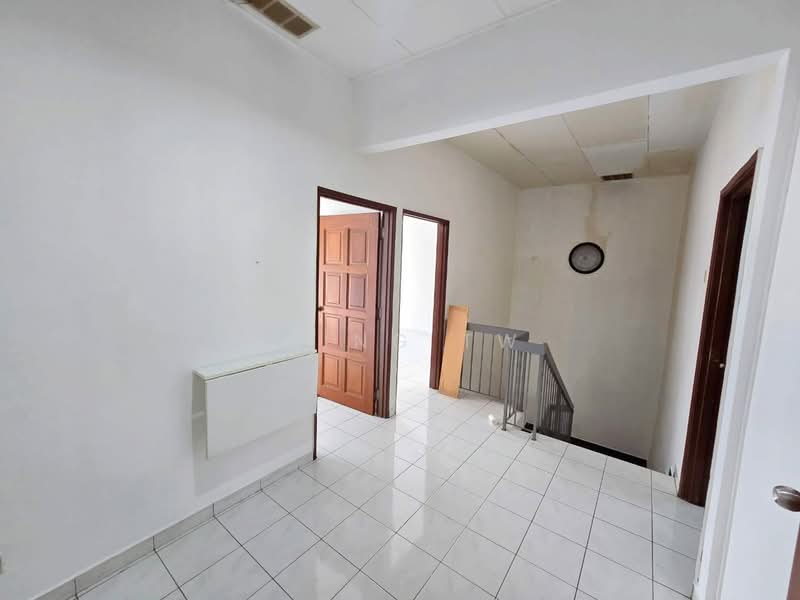 2-storey Terraced House for Sale in Kepong (Kuala Lumpur) - Kiing TW - Corridor - PropertyGuru.com.my