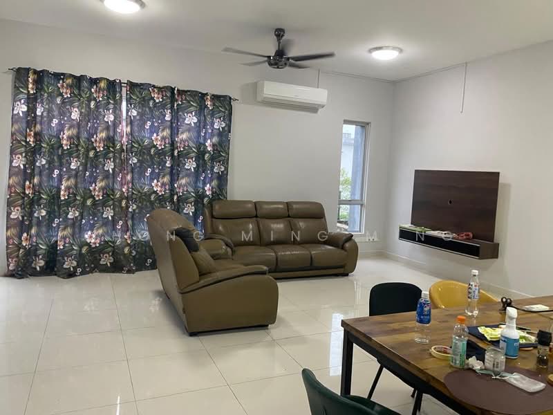 Rumah Teres 3-Tingkat untuk Dijual di Seremban 2 (Negeri Sembilan) - Chong Ming Ming - Living Room - PropertyGuru.com.my