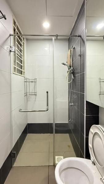 Kediaman Servis untuk Disewa di Platinum Lake PV 21 - Zhi Hong Loh - Bathroom - PropertyGuru.com.my