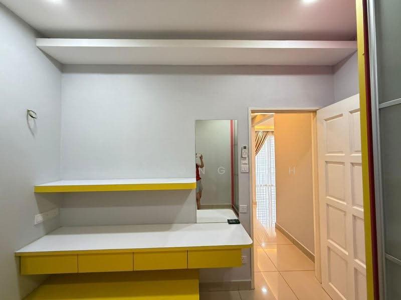 Kediaman Servis untuk Disewa di Platinum Lake PV 21 - Zhi Hong Loh - Bedroom - PropertyGuru.com.my