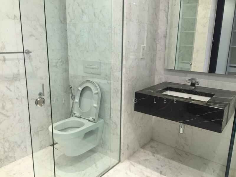 Servis Apartment untuk Dijual di Banyan Tree Signatures - Jia Yirng Lee - Bathroom - PropertyGuru.com.my