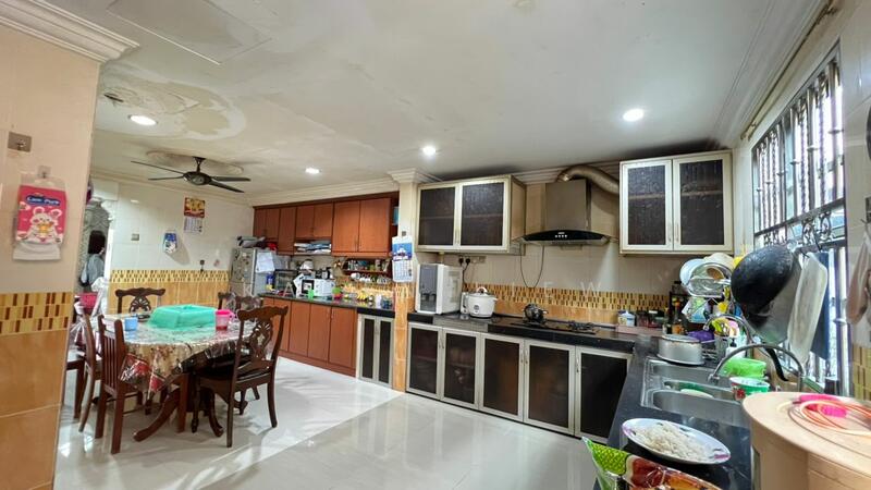 For Sale - Amerthyst 2 Emerald East