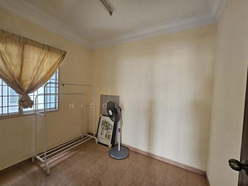 Condominium for Sale at Amadesa Resort Condominium - Nicole Sim - Bedroom - PropertyGuru.com.my