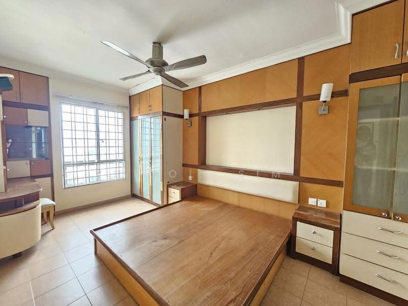 Condominium for Sale at Amadesa Resort Condominium - Nicole Sim - Bedroom - PropertyGuru.com.my