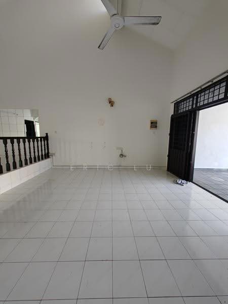 Semi-Detached House for Sale in Taman Muhibbah (Kluang) - Eric Lu - Living Room - PropertyGuru.com.my