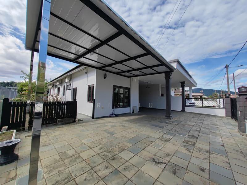 Semi-Detached House for Sale in Taman Muhibbah (Kluang) - Eric Lu - Exterior - PropertyGuru.com.my