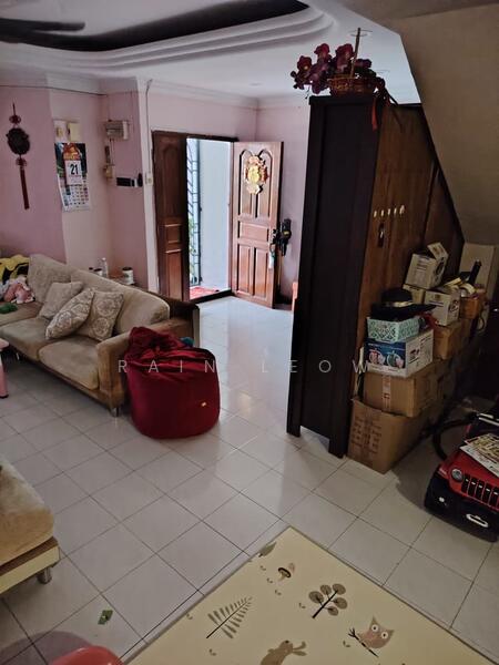 Rumah Teres 2 Tingkat untuk Dijual di Seri Kembangan (Selangor) - Rain Leow - Living Room - PropertyGuru.com.my