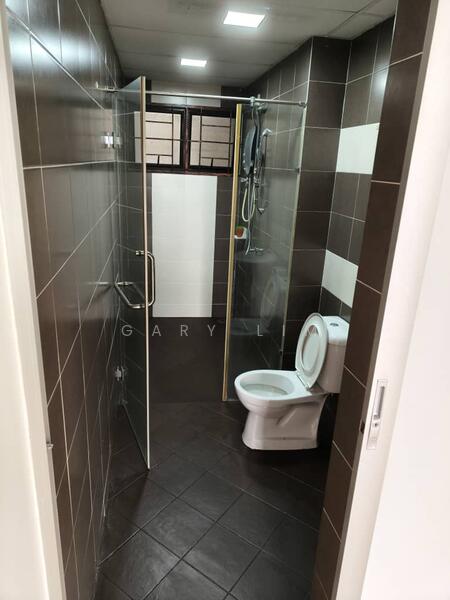 Service Residence for Sale at Serviced Residence @ Pelangi Damansara Sentral - Gary Lim - Bathroom - PropertyGuru.com.my