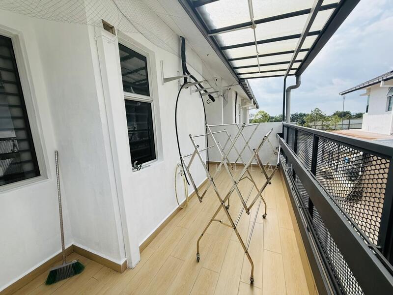 Serenia Amani @ Serenia City untuk Untuk Disewa - RM 2,300 /bulan, Mac 2026 - Balcony - PropertyGuru.com.my