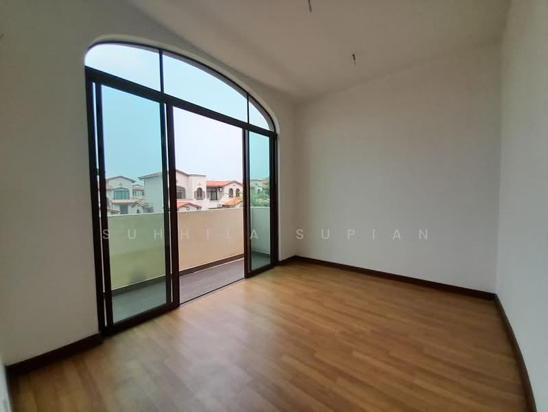 Rumah Teres 3-Tingkat untuk Dijual di Semenyih (Selangor) - Suhhila Supian - Balcony - PropertyGuru.com.my