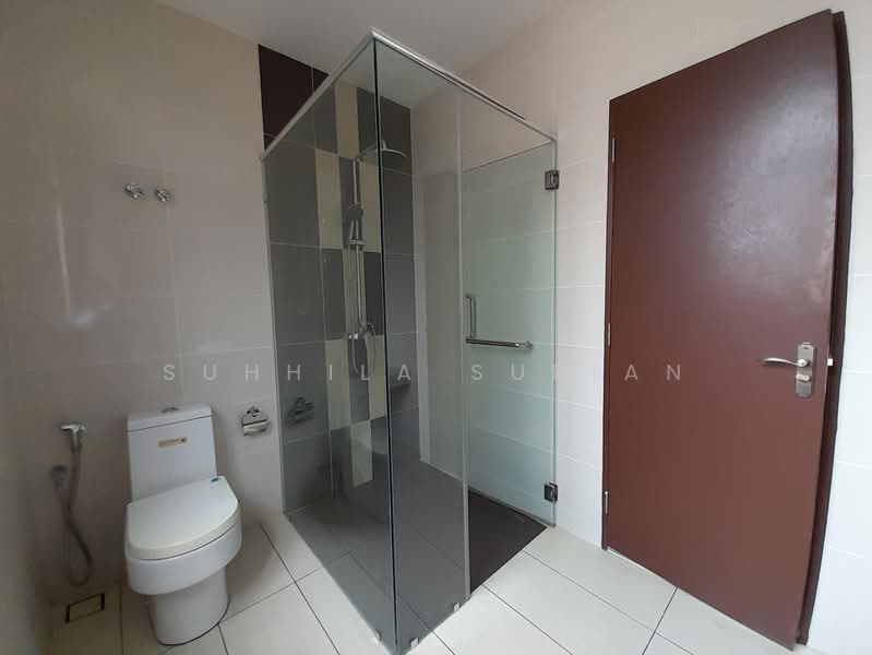 Rumah Teres 3-Tingkat untuk Dijual di Semenyih (Selangor) - Suhhila Supian - Bathroom - PropertyGuru.com.my
