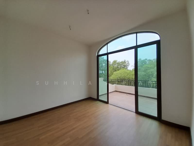 Rumah Teres 3-Tingkat untuk Dijual di Semenyih (Selangor) - Suhhila Supian - Balcony - PropertyGuru.com.my