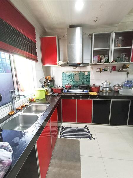 2-storey Terraced House for Sale in Bandar Putera 2 (Klang) - Azwa Abas - Kitchen - PropertyGuru.com.my