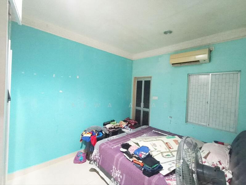 2-storey Terraced House for Sale in Bandar Putera 2 (Klang) - Azwa Abas - Bedroom - PropertyGuru.com.my