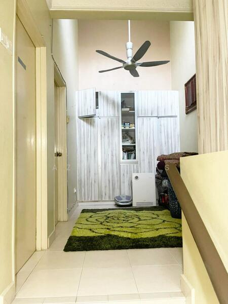 2-storey Terraced House for Sale in Bandar Putera 2 (Klang) - Azwa Abas - Corridor - PropertyGuru.com.my