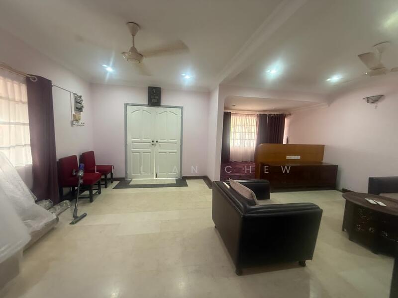 Untuk Disewa - Taman Kolam Air