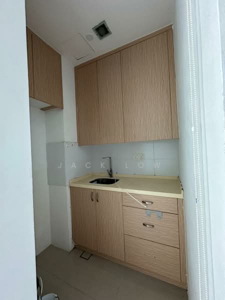 Service Residence for Sale at Serviced Residence @ Binjai 8 - Jack Low - Kitchen - PropertyGuru.com.my