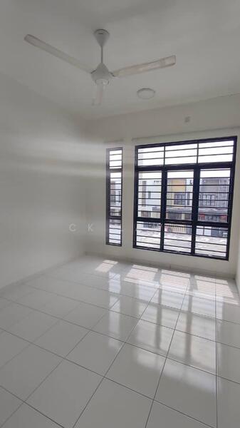 2-storey Terraced House for Sale in Setia Ecohill (Semenyih) - CK Law - Interior - PropertyGuru.com.my