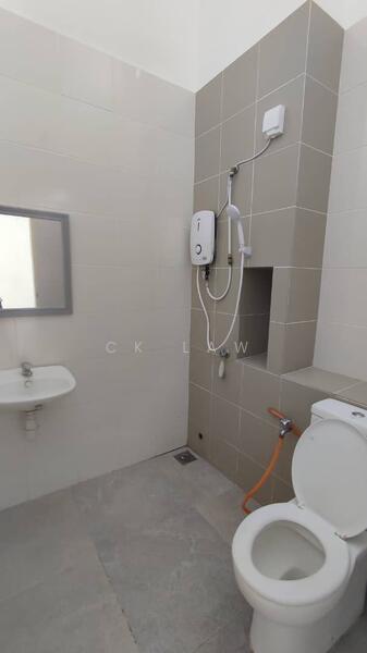 2-storey Terraced House for Sale in Setia Ecohill (Semenyih) - CK Law - Bathroom - PropertyGuru.com.my