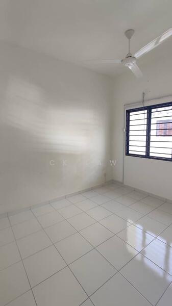 2-storey Terraced House for Sale in Setia Ecohill (Semenyih) - CK Law - Interior - PropertyGuru.com.my