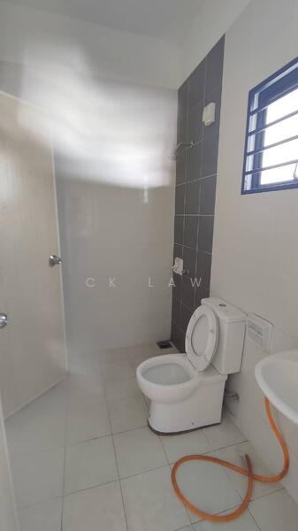 2-storey Terraced House for Sale in Setia Ecohill (Semenyih) - CK Law - Bathroom - PropertyGuru.com.my