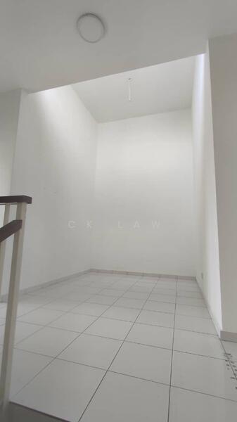 2-storey Terraced House for Sale in Setia Ecohill (Semenyih) - CK Law - Interior - PropertyGuru.com.my