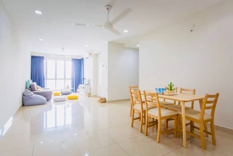 Servis Apartment untuk Disewa di Maxim Citylights @ Sentul KL - EMA ALLANG - Living Room - PropertyGuru.com.my