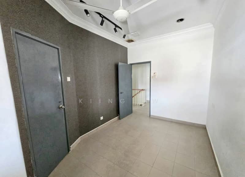 Rumah Teres 2 Tingkat untuk Dijual di Taman Megah Kepong (Kepong) - Kiing TW - Corridor - PropertyGuru.com.my