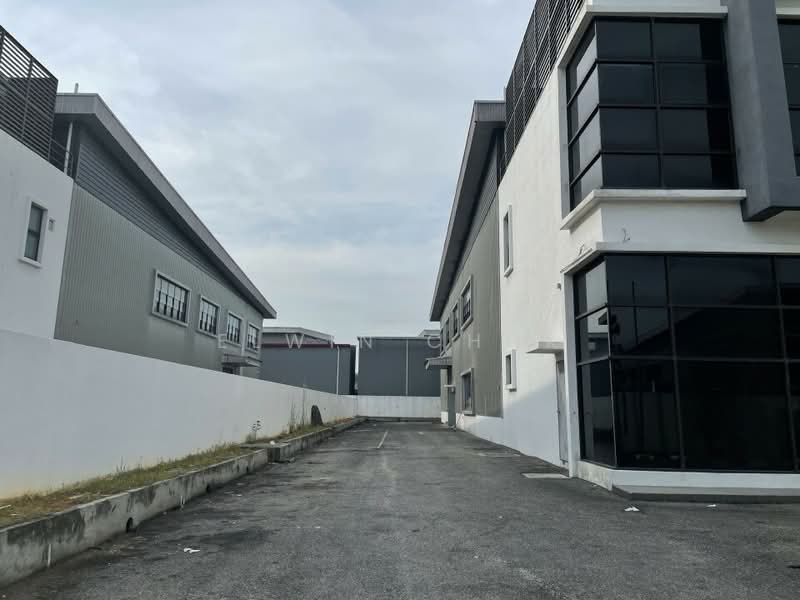 Detached Factory for Sale in Bandar Bukit Raja (Klang) - Elwin Chok - Exterior - PropertyGuru.com.my