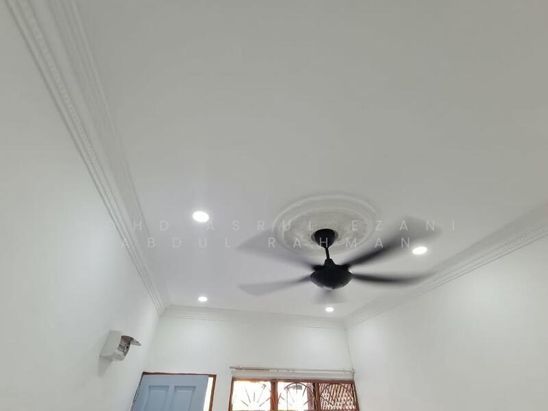 plaster ceiling