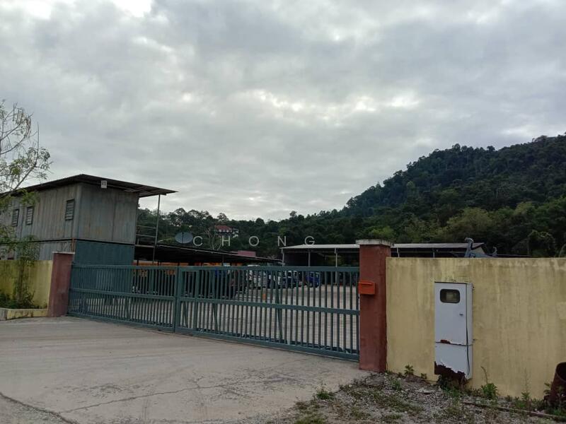 Factory for Rent in Hulu Langat (Selangor) - Chong . - Exterior - PropertyGuru.com.my