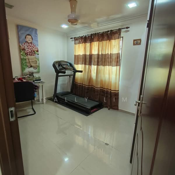 2-storey Terraced House for Sale in Bandar Putra Permai (Seri Kembangan) - Sally Lim - PropertyGuru.com.my