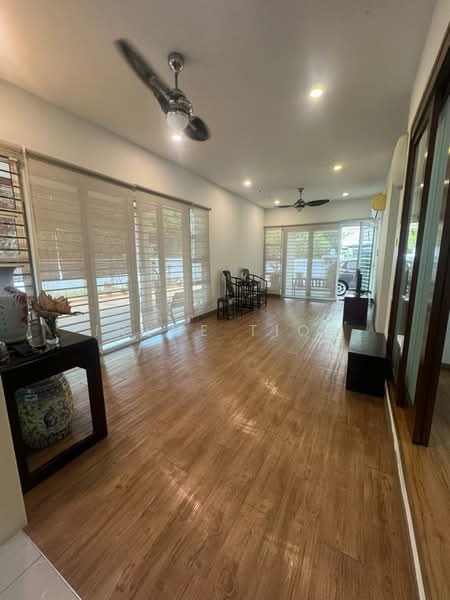 1-storey Terraced House for Sale in Setia Alam (Selangor) - Irene Tiow - Living Room - PropertyGuru.com.my