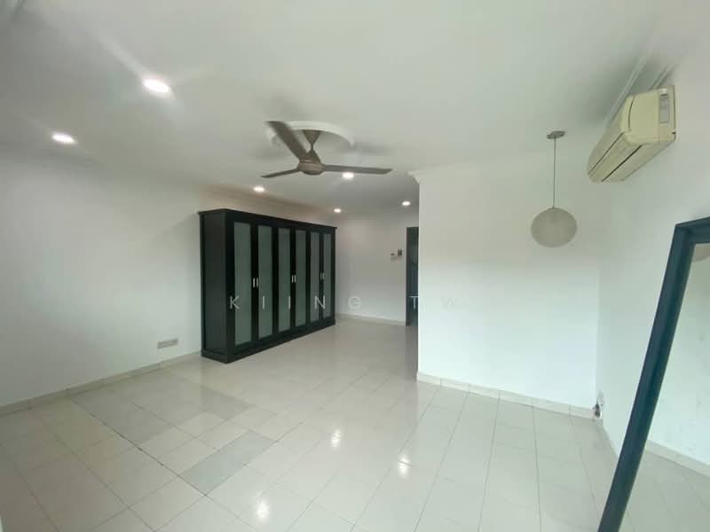 Rumah Teres 2.5 Tingkat untuk Dijual di Laman Rimbunan (Kepong) - Kiing TW - Living Room - PropertyGuru.com.my
