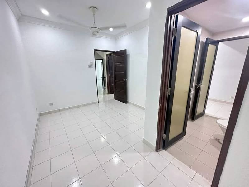 Rumah Teres 2.5 Tingkat untuk Dijual di Laman Rimbunan (Kepong) - Kiing TW - Corridor - PropertyGuru.com.my