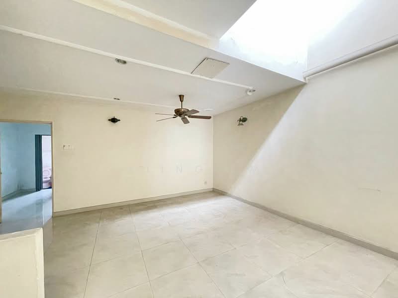 2-storey Terraced House for Sale in Kepong (Kuala Lumpur) - Kiing TW - Living Room - PropertyGuru.com.my