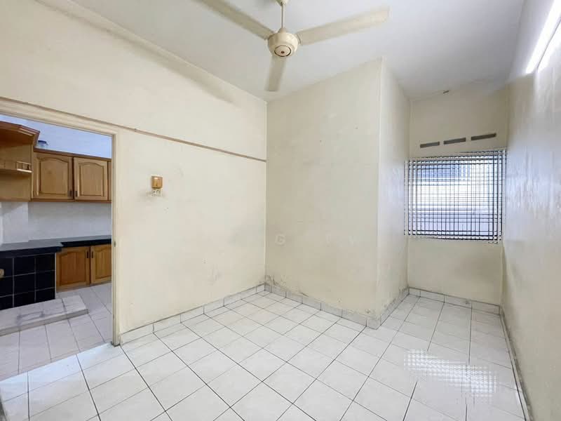 2-storey Terraced House for Sale in Kepong (Kuala Lumpur) - Kiing TW - Kitchen - PropertyGuru.com.my