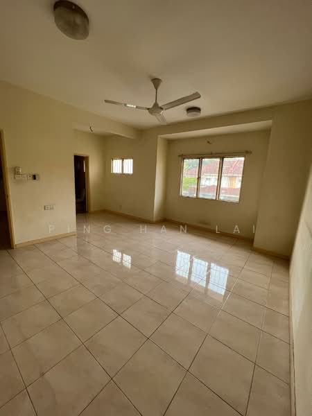 2-storey Terraced House for Sale in Shah Alam (Selangor) - Ping Han Lai - Living Room - PropertyGuru.com.my