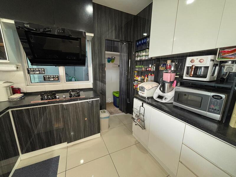 For Sale - D'Ambience Residences (Pangsapuri Ikatan Flora)