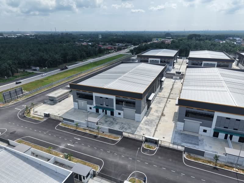 Kilang untuk Disewa di Jenjarom (Selangor) - Natalie Loke - Exterior - PropertyGuru.com.my