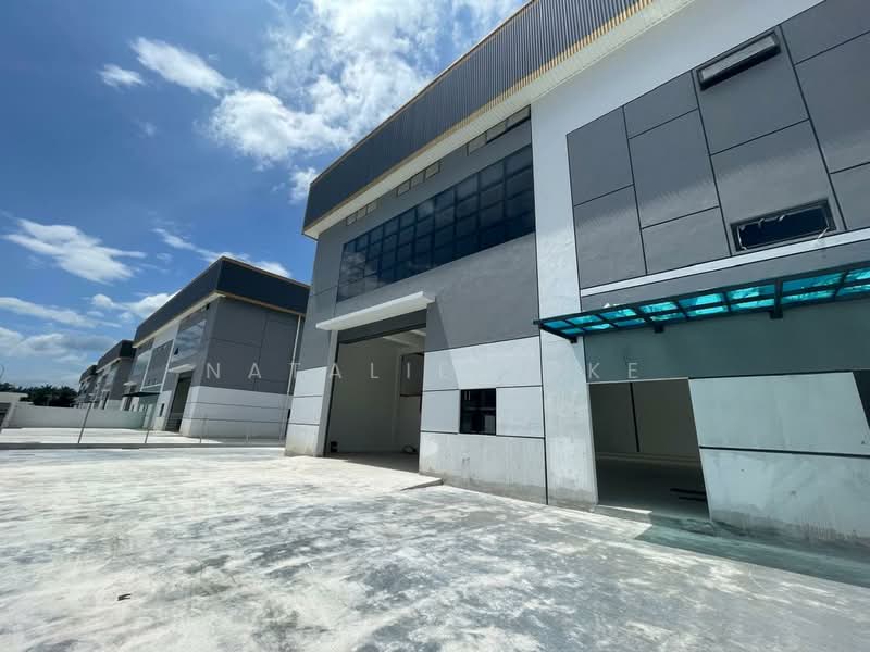 Semi-D Factory for Rent in Jenjarom (Selangor) - Natalie Loke - Exterior - PropertyGuru.com.my