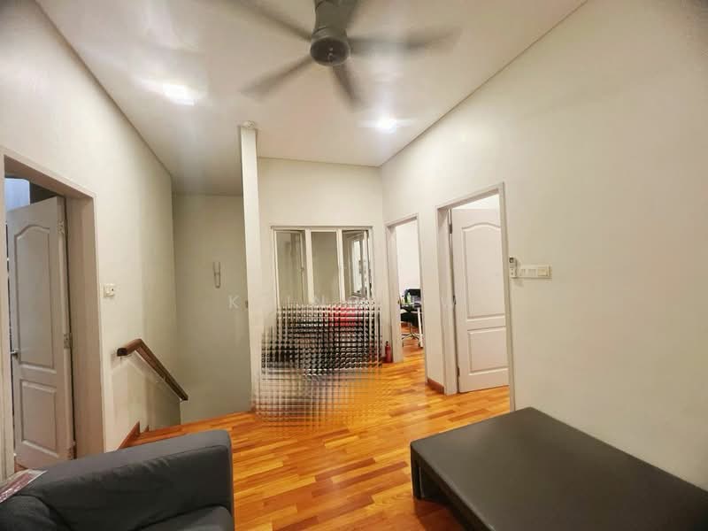 Rumah Teres 2.5 Tingkat untuk Dijual di Kepong (Kuala Lumpur) - Kiing TW - Living Room - PropertyGuru.com.my