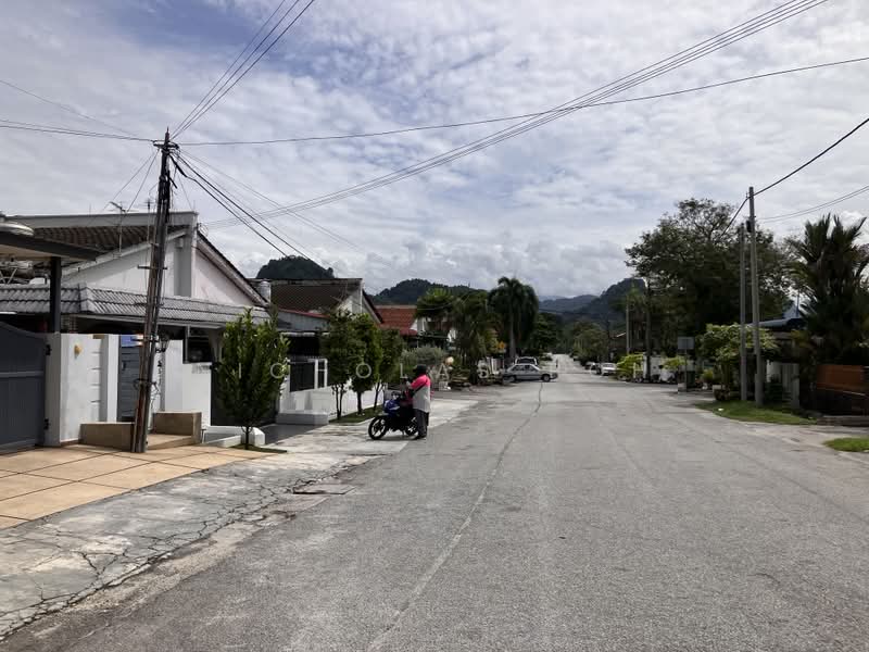 Semi-Detached House for Sale in Ipoh (Perak) - Nicholas Poh - Exterior - PropertyGuru.com.my