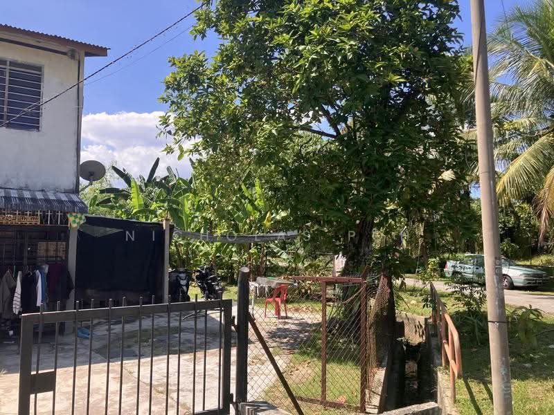 Rumah Teres 2-Tingkat untuk Dijual di Taman Sri Rokam (Ipoh) - Nicholas Poh - Exterior - PropertyGuru.com.my