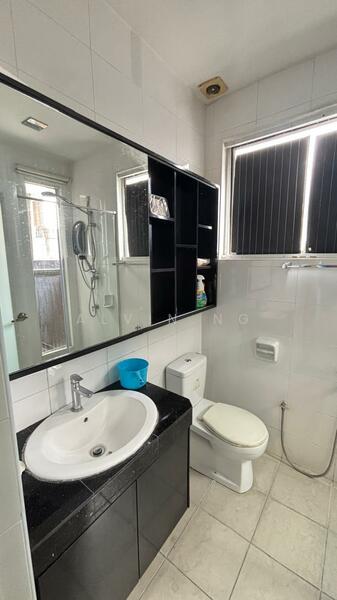 Rumah Kluster untuk Dijual di Rawang (Selangor) - Alvin Ng - Bathroom - PropertyGuru.com.my