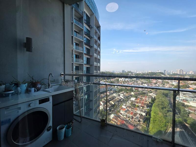 Servis Apartment untuk Disewa di Damansara City Residency (DC Residensi) - Benn Tan - Balcony - PropertyGuru.com.my