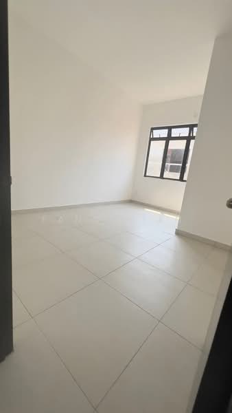 2-storey Terraced House for Sale in Bandar Seri Alam (Masai) - Fanny Tan - Interior - PropertyGuru.com.my