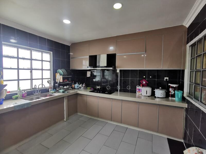 2-storey Terraced House for Sale in Taman Rakan (Kajang) - KC Hong - Kitchen - PropertyGuru.com.my