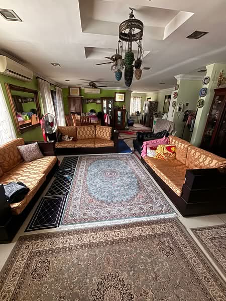2-storey Terraced House for Sale in Taman Sri Endah (Sri Petaling) - LOW WK - Living Room - PropertyGuru.com.my