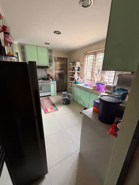 2-storey Terraced House for Sale in Taman Sri Endah (Sri Petaling) - LOW WK - Kitchen - PropertyGuru.com.my